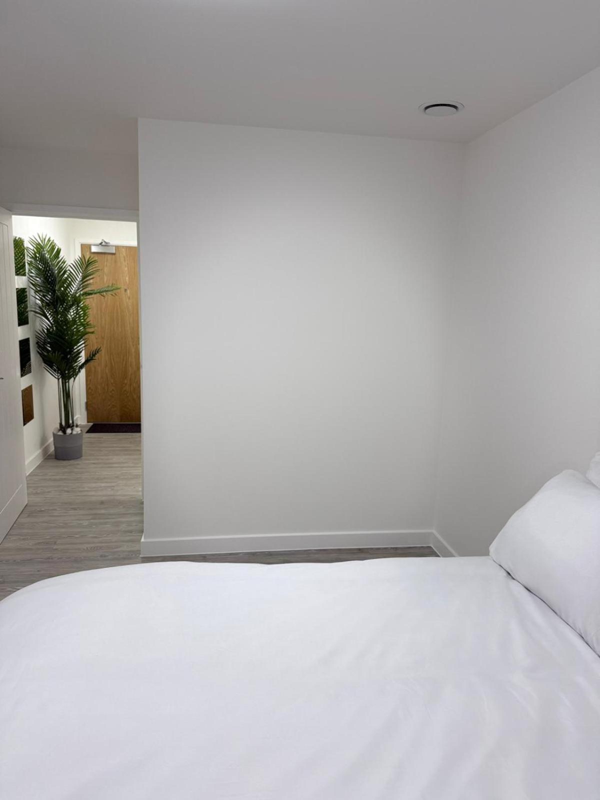 Serenity Waterfront 2 Bed Apartment Northfleet Exterior photo