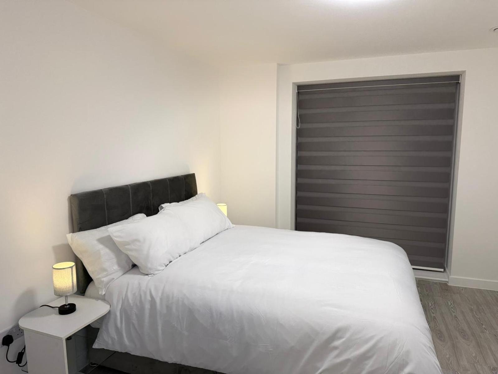 Serenity Waterfront 2 Bed Apartment Northfleet Exterior photo