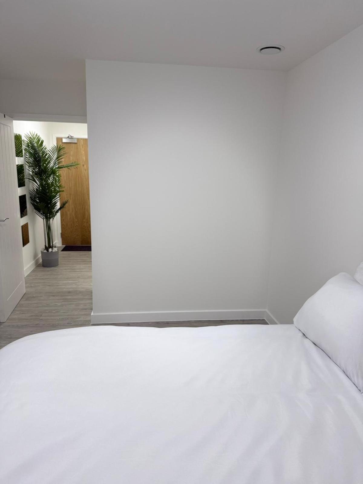 Serenity Waterfront 2 Bed Apartment Northfleet Exterior photo