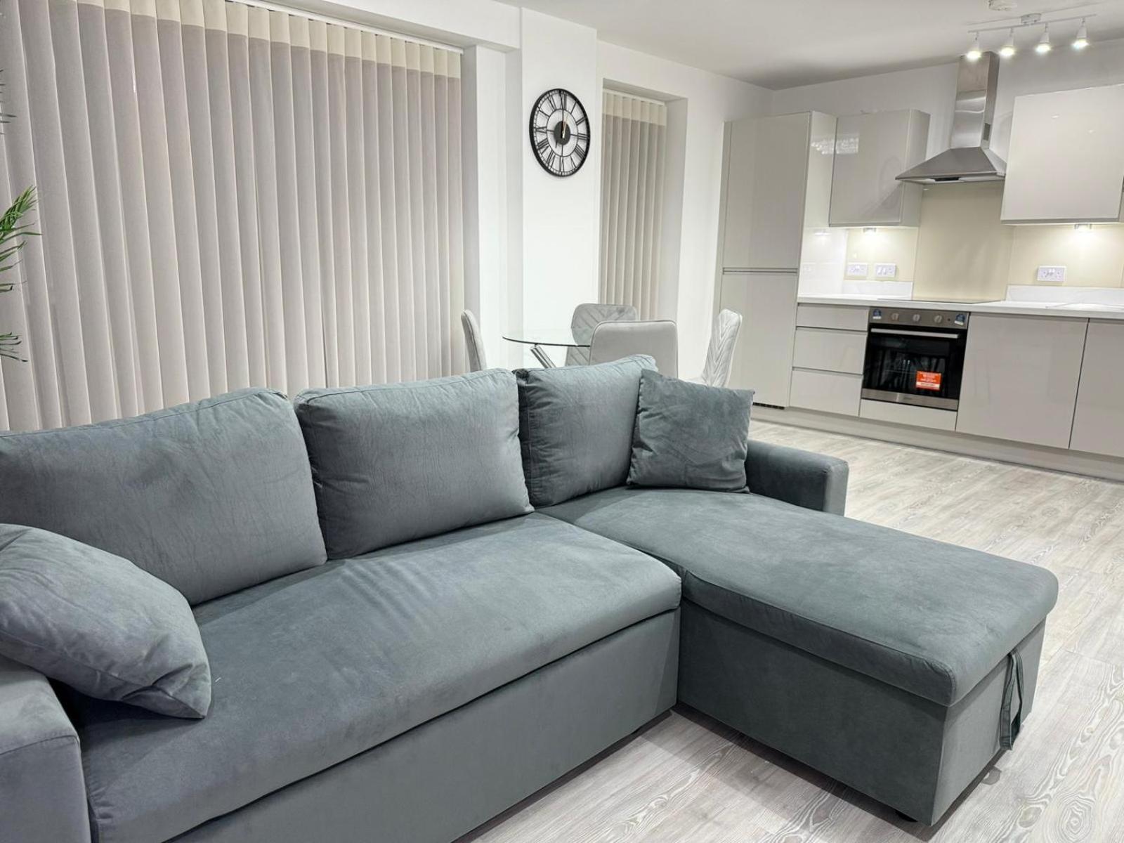 Serenity Waterfront 2 Bed Apartment Northfleet Exterior photo